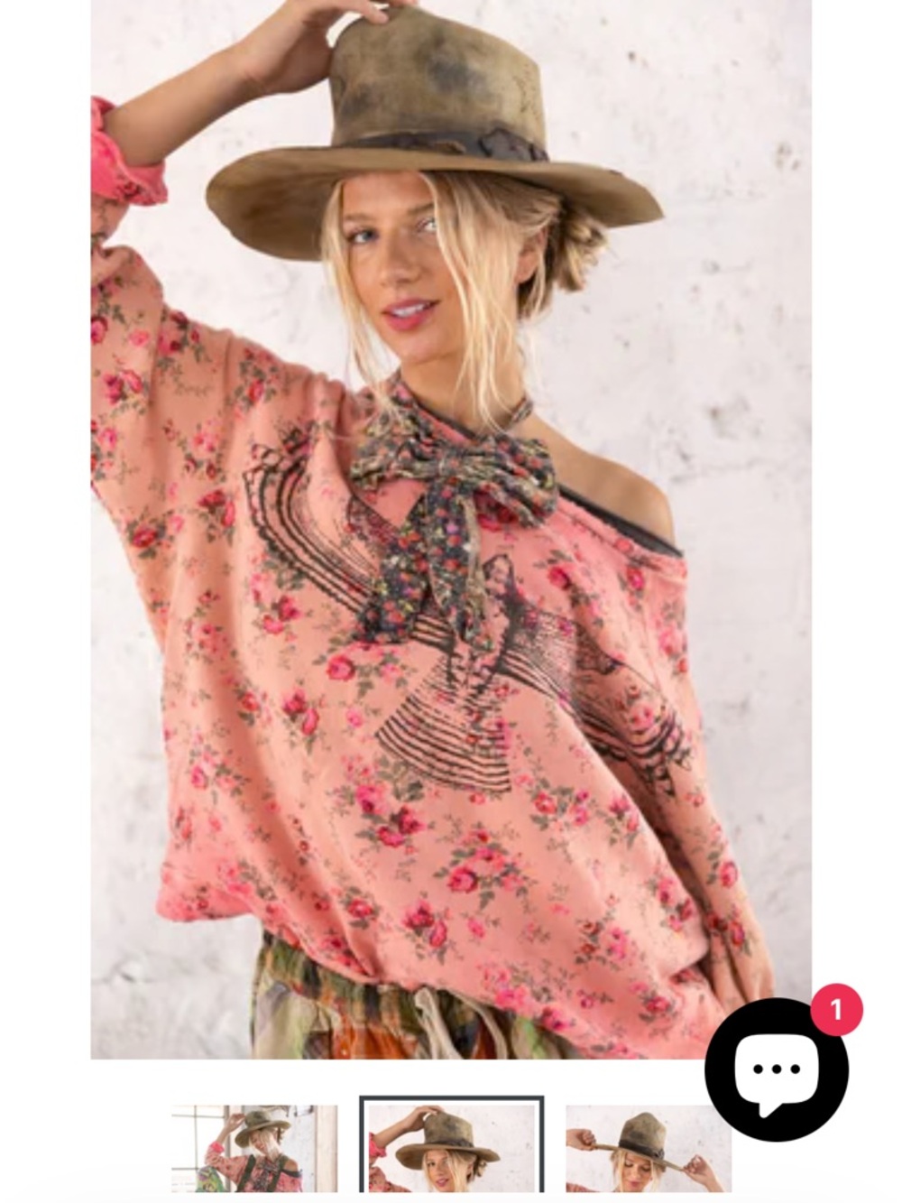 Magnolia Pearl Floral
Hawk Richi Sweatshirt - Picture 2 of 6